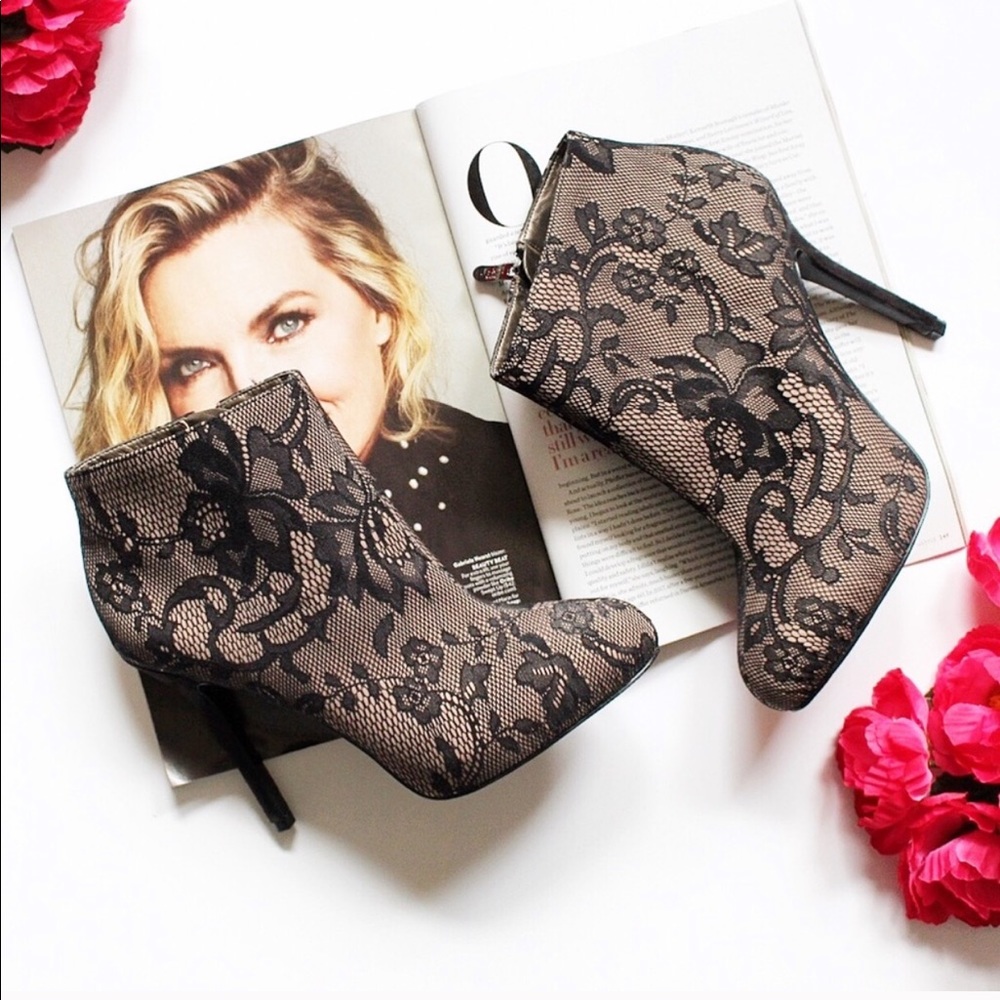 LOFT black lace booties